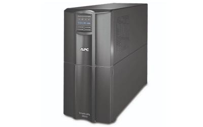 APC USV SMT3000I, 3000VA/2700W, LCD,