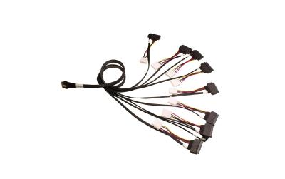 Broadcom SAS Kabel: SFF-8654 -8xSFF-8639 U3