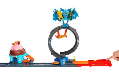HW City Nemesis Bat vs Tire Shop