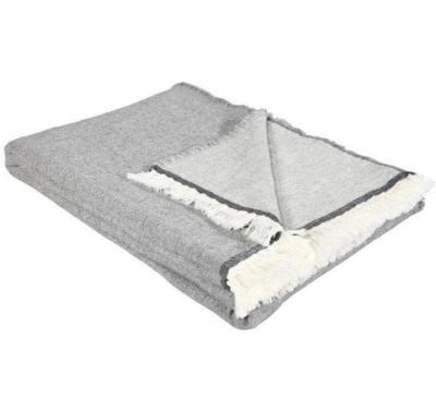 Eskimo Decke Lily 140x200 cm, Grau-Silber