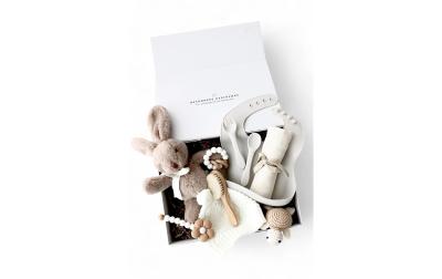 Baby Geschenkbox Lunelle weiss