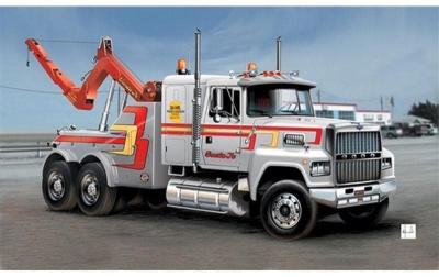 Italeri American Wrecker