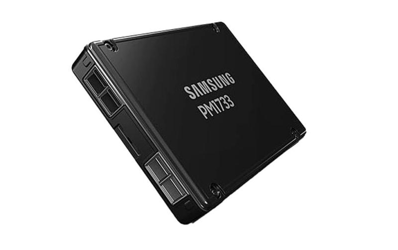SSD Samsung PM1733, 15.36 TB, 2.5, DC