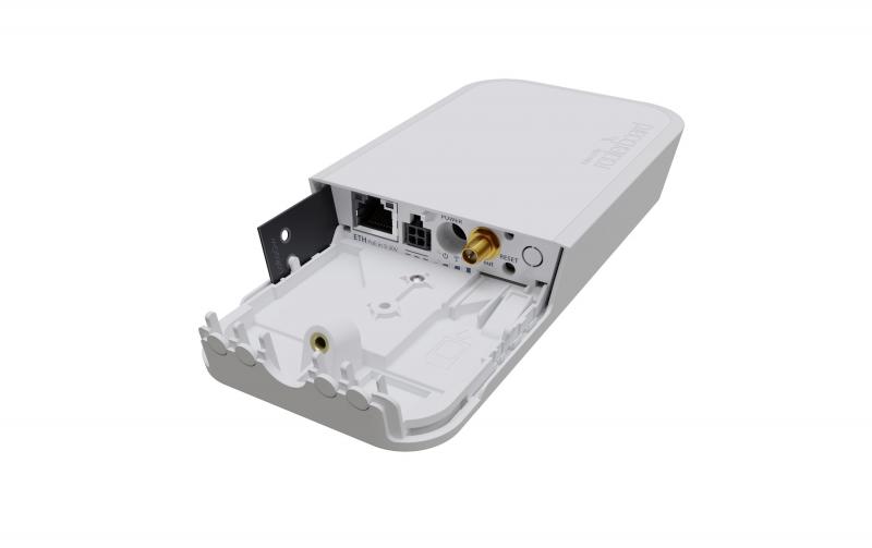 MikroTik WAP LR2 KIT:2.4Ghz IoT Gateway Kit