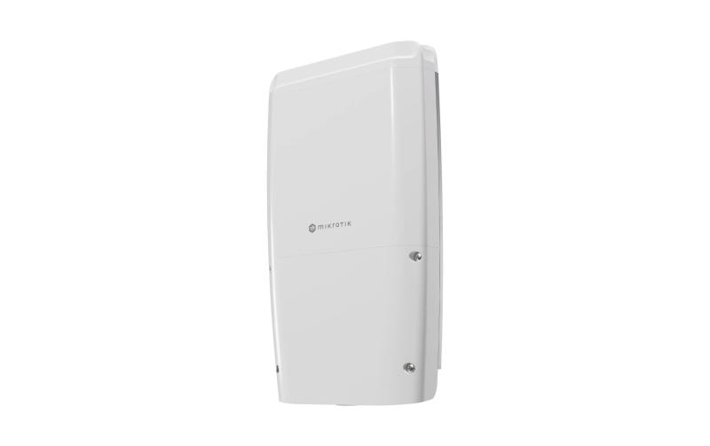 MikroTik CRS504-4XQ-OUT: Outdoor Switch