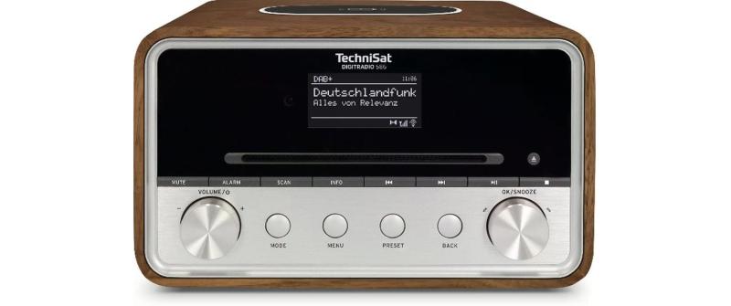 TechniSat DigitRadio 586, Nussbaum-Silber