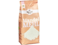 Mandelmehl